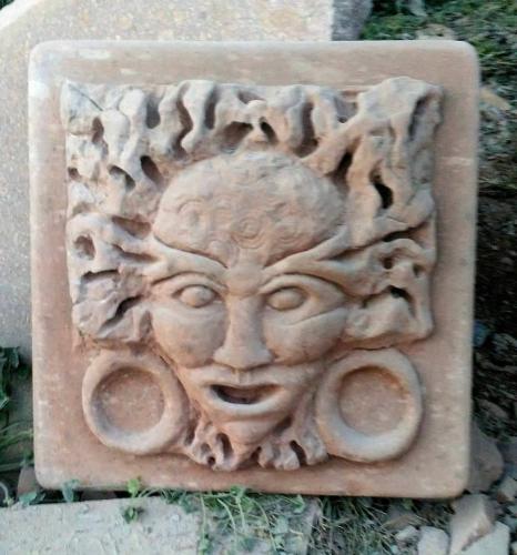 Sculptura-din-piatra-S010