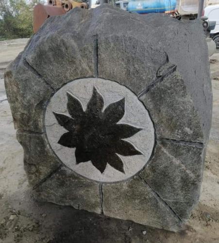 Sculptura-din-piatra-S012